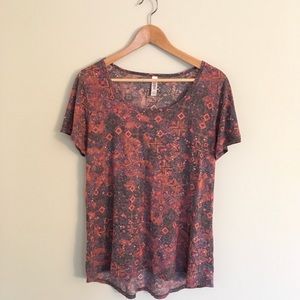 LuLaRoe T-shirt size Large